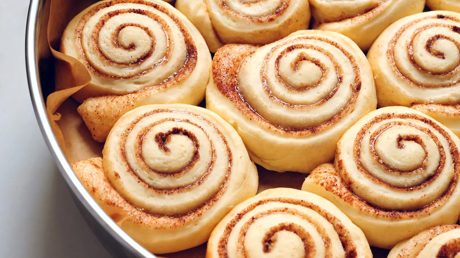 Canned Cinnamon Rolls Get a Burst of Flavor with a Simple Crunchy Topping