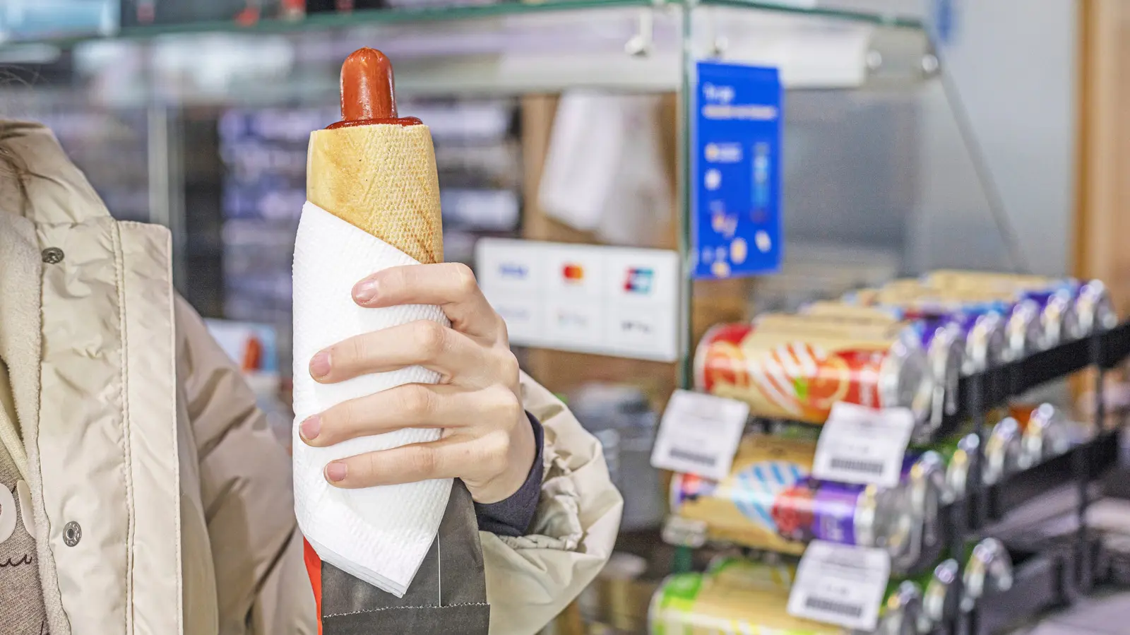 Road Trip Dining: Top Gas Station Chains For Hot Meals
