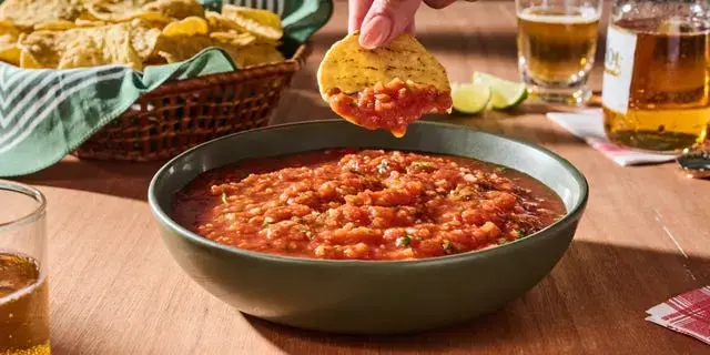 Salsa Diablo: A Smoky, Spicy Dip That Blends In Minutes