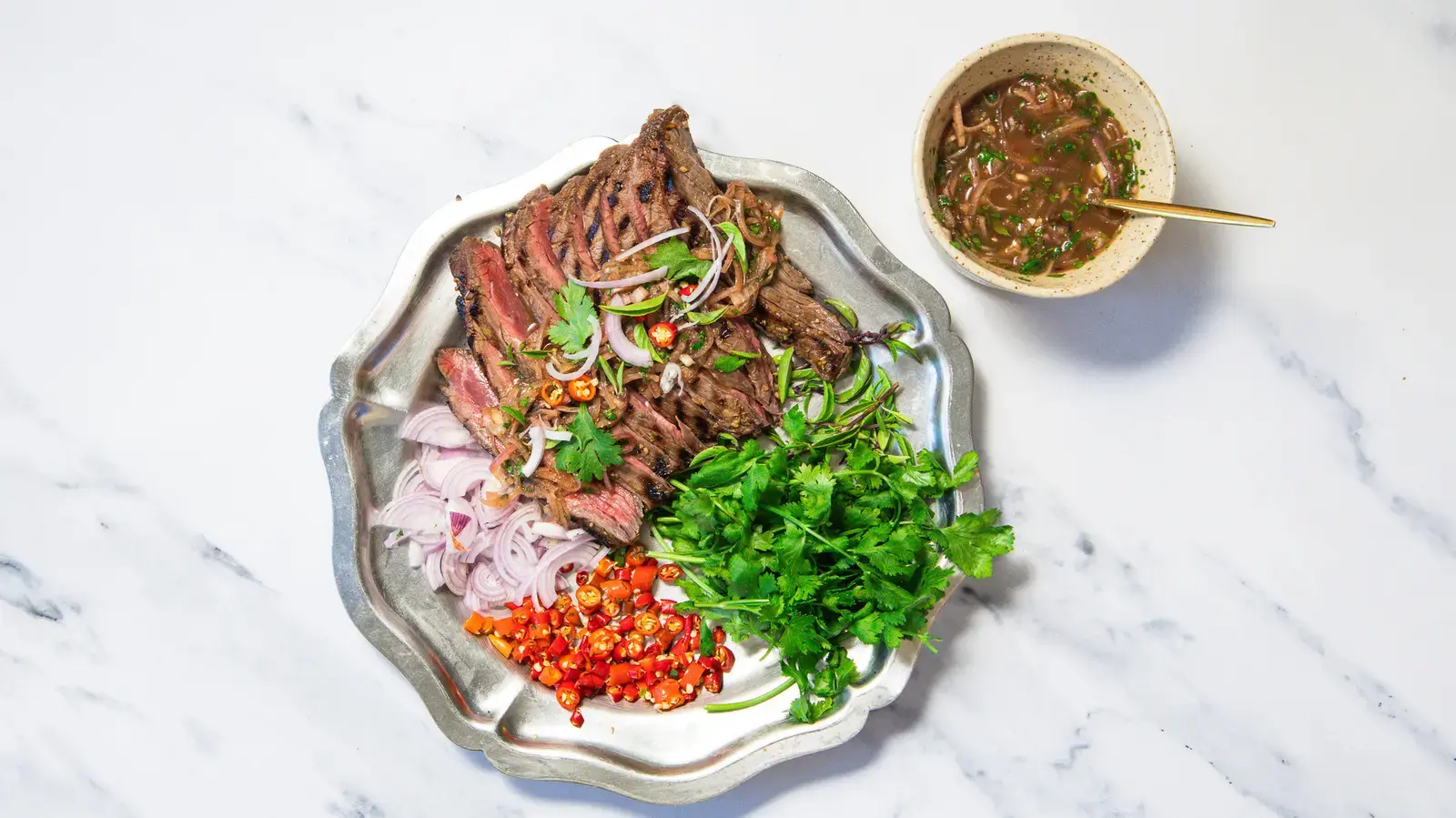 Thai‑Inspired Grilled Steak Brings Tropical Flair to the Grill