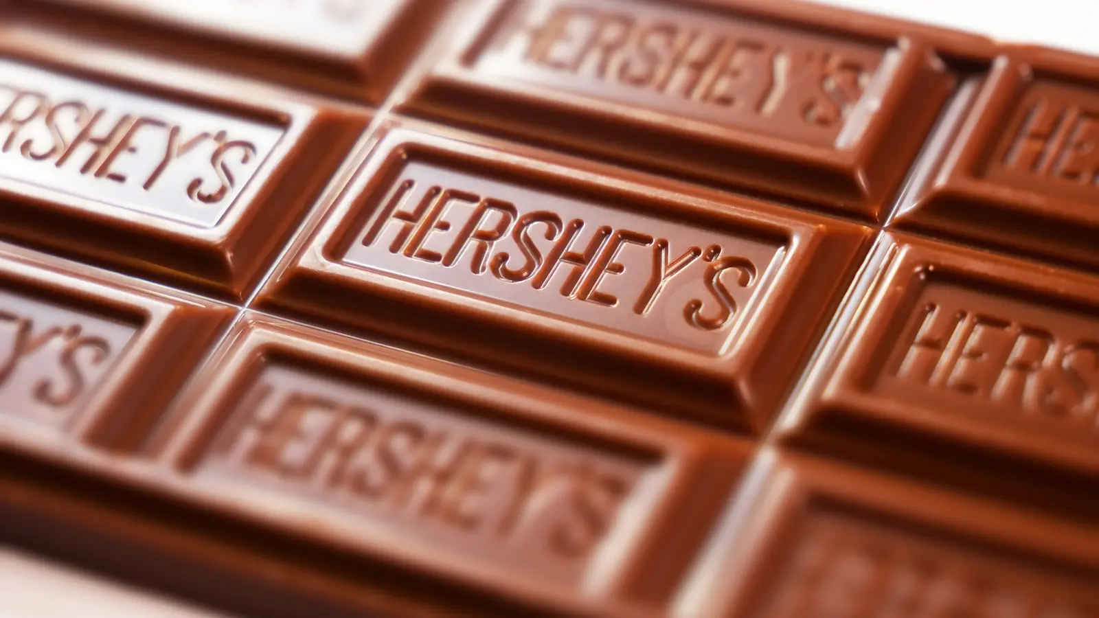 Hershey's Top Chocolate Bars Ranked by Consumer Reviews