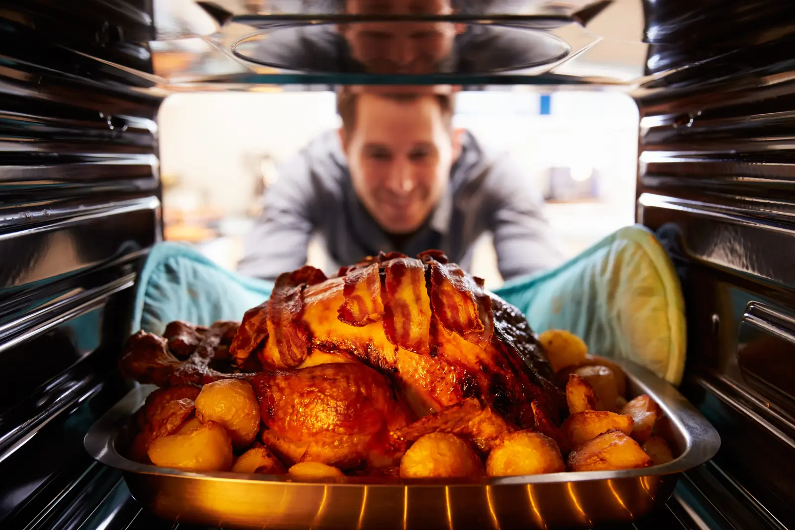One in Four Brits Report Sunday Roast Becomes Injury Risk