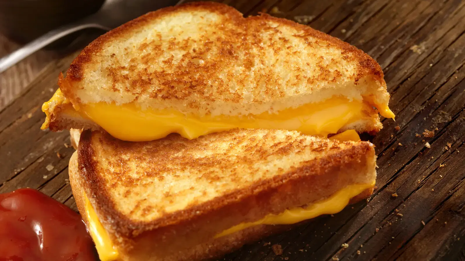 Upgrade Your Grilled Cheese With One Simple Sauce Addition
