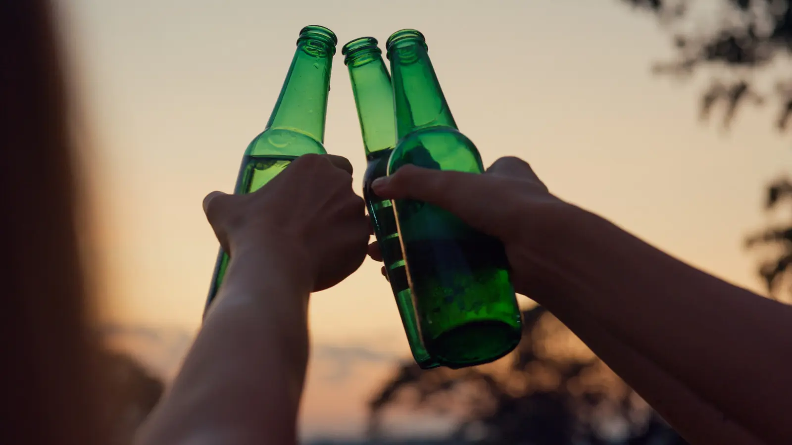 The End of the Glass Bottle Superiority Myth in Brewing