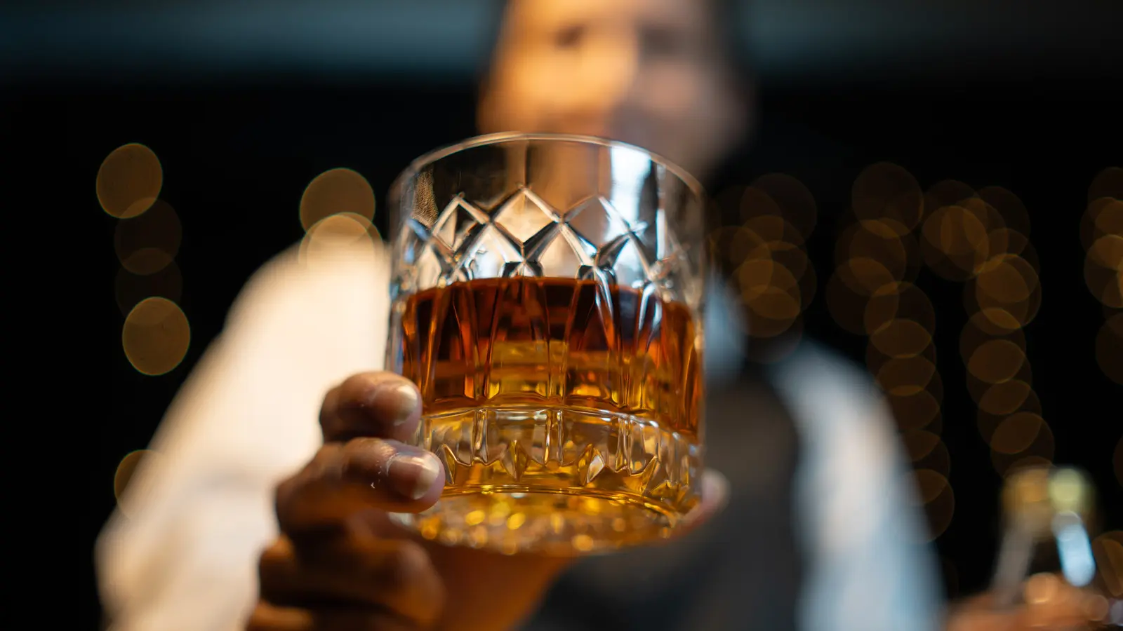 Whisky Reveals Unexpected Mango Notes, Explained by Science