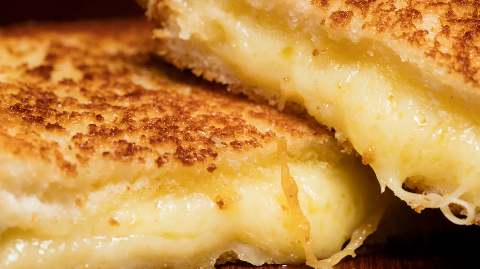 Turn This Old-School, 3-Ingredient Sandwich Into A Sweet-And-Tangy Grilled Cheese