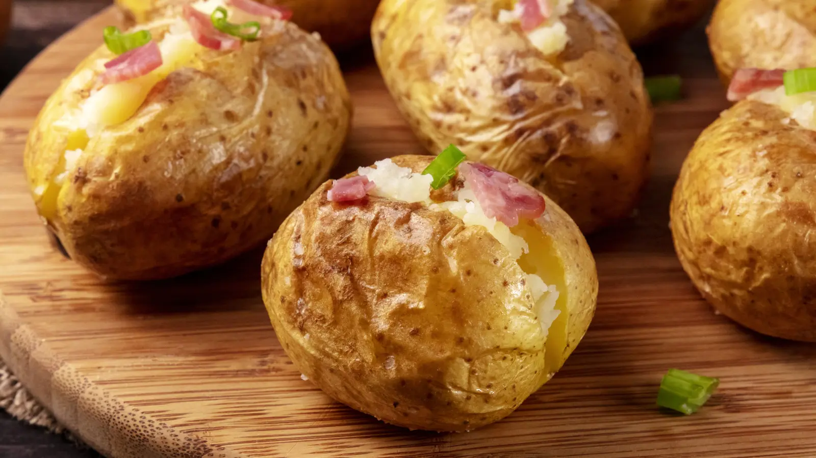 Cajun‑Style Baked Potatoes Turn a Simple Side into a Hearty Meal
