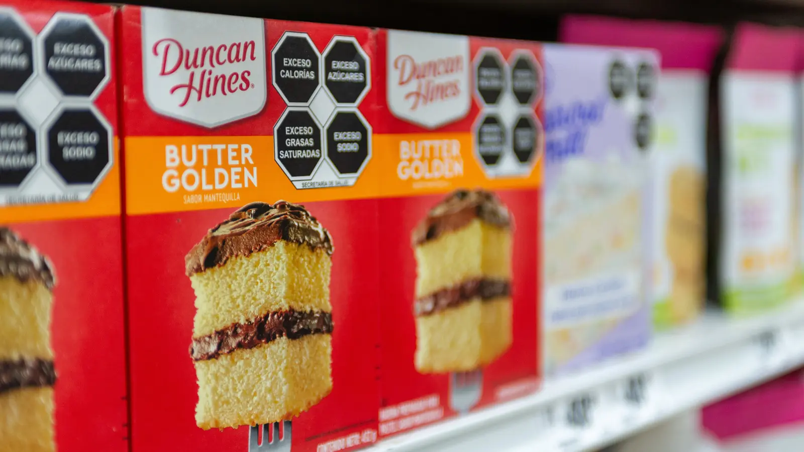 Duncan Hines Cake Mixes Beyond Yellow Deserve Attention