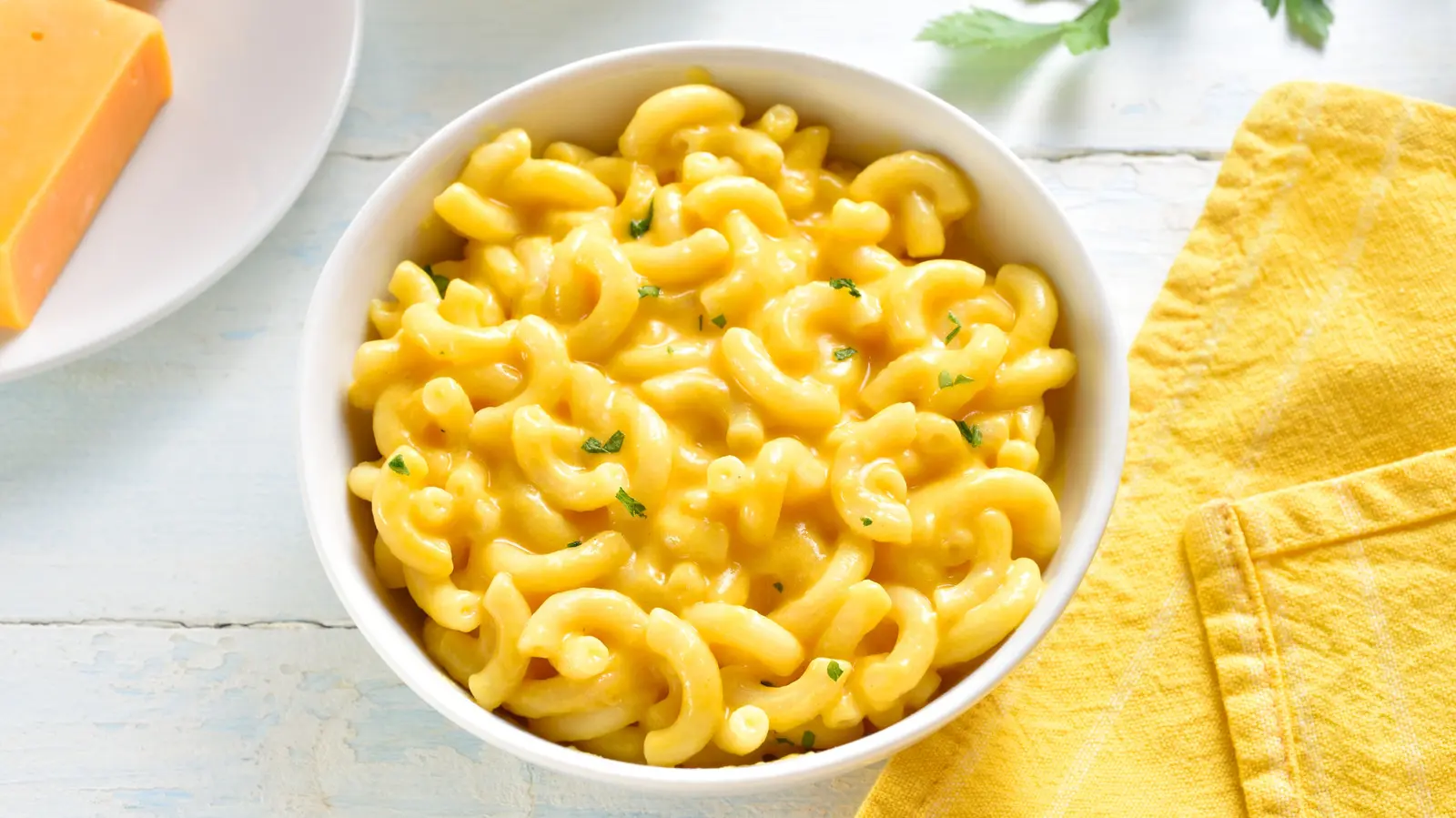 A Can Of This Is All You Need To Turn Mac And Cheese Into A Nostalgic, Comforting Dish