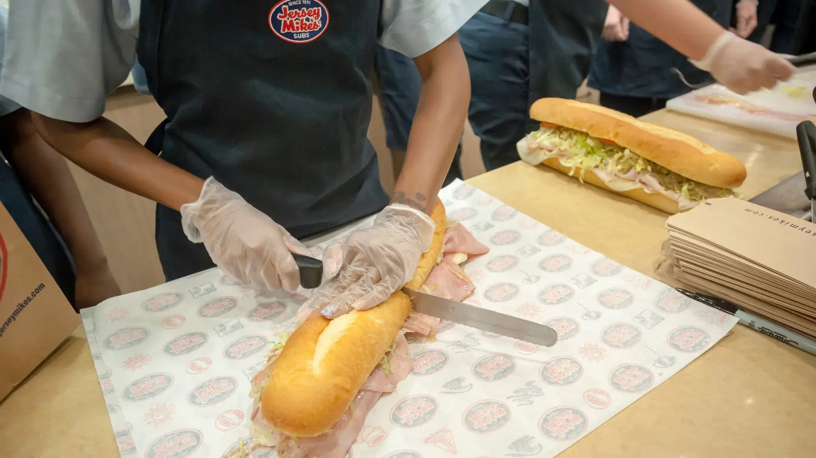 Grocery Store Italian Subs Rival Dedicated Sandwich Chains