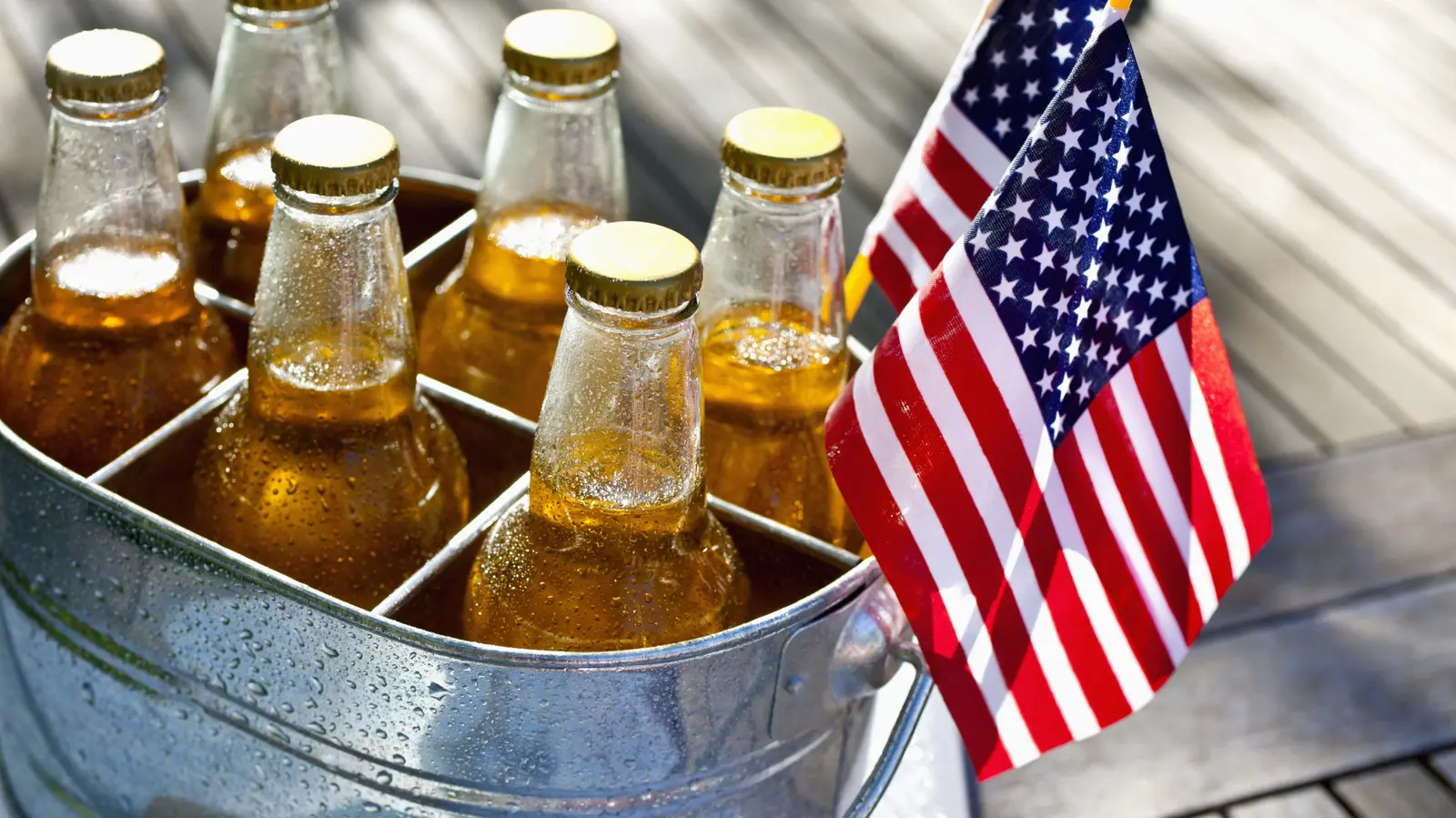 This Iconic Dive Bar Beer Beats Yuengling And Budweiser In Blind Taste Test
