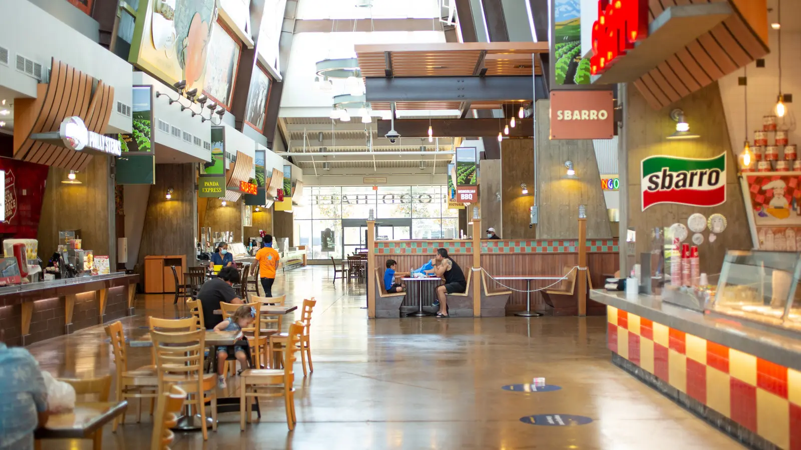 Flavors of the Eighties: Iconic Mall Food Court Destinations