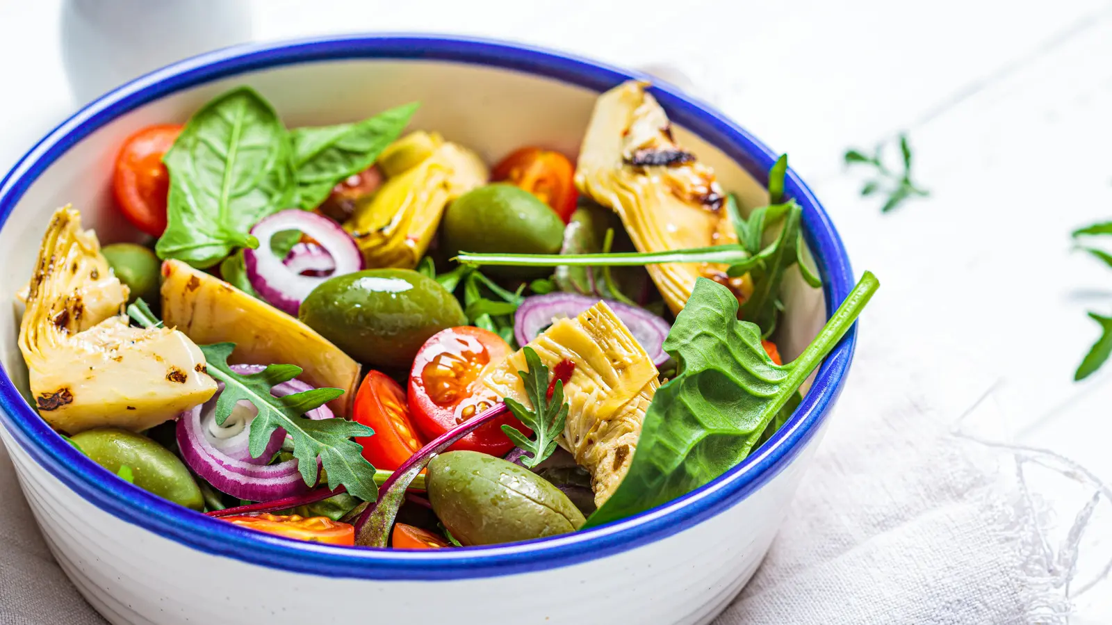 Mediterranean Magic: How a Forgotten Canned Veggie Can Elevate Your Salad