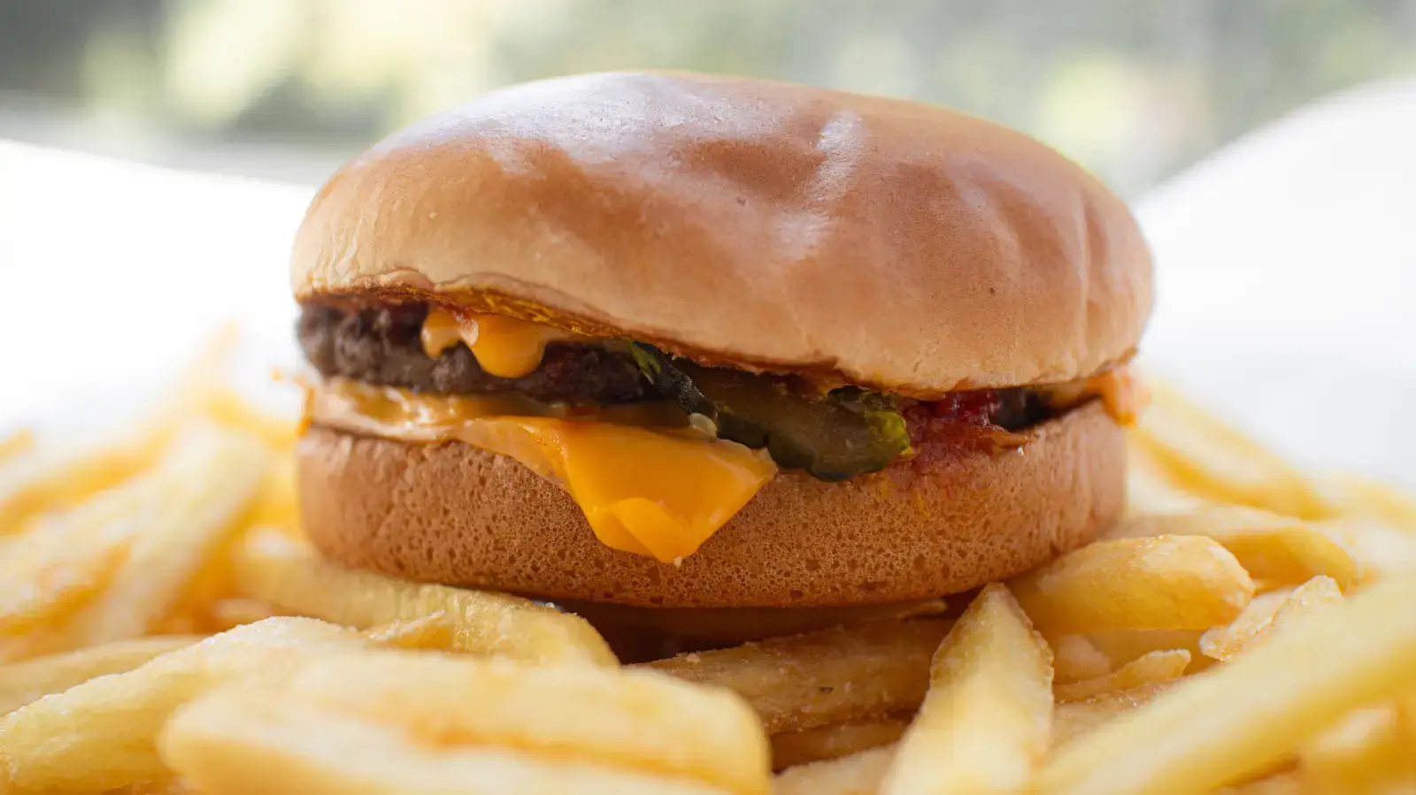 Midwest’s Secret Cheeseburgers: Five Must‑Try Spots