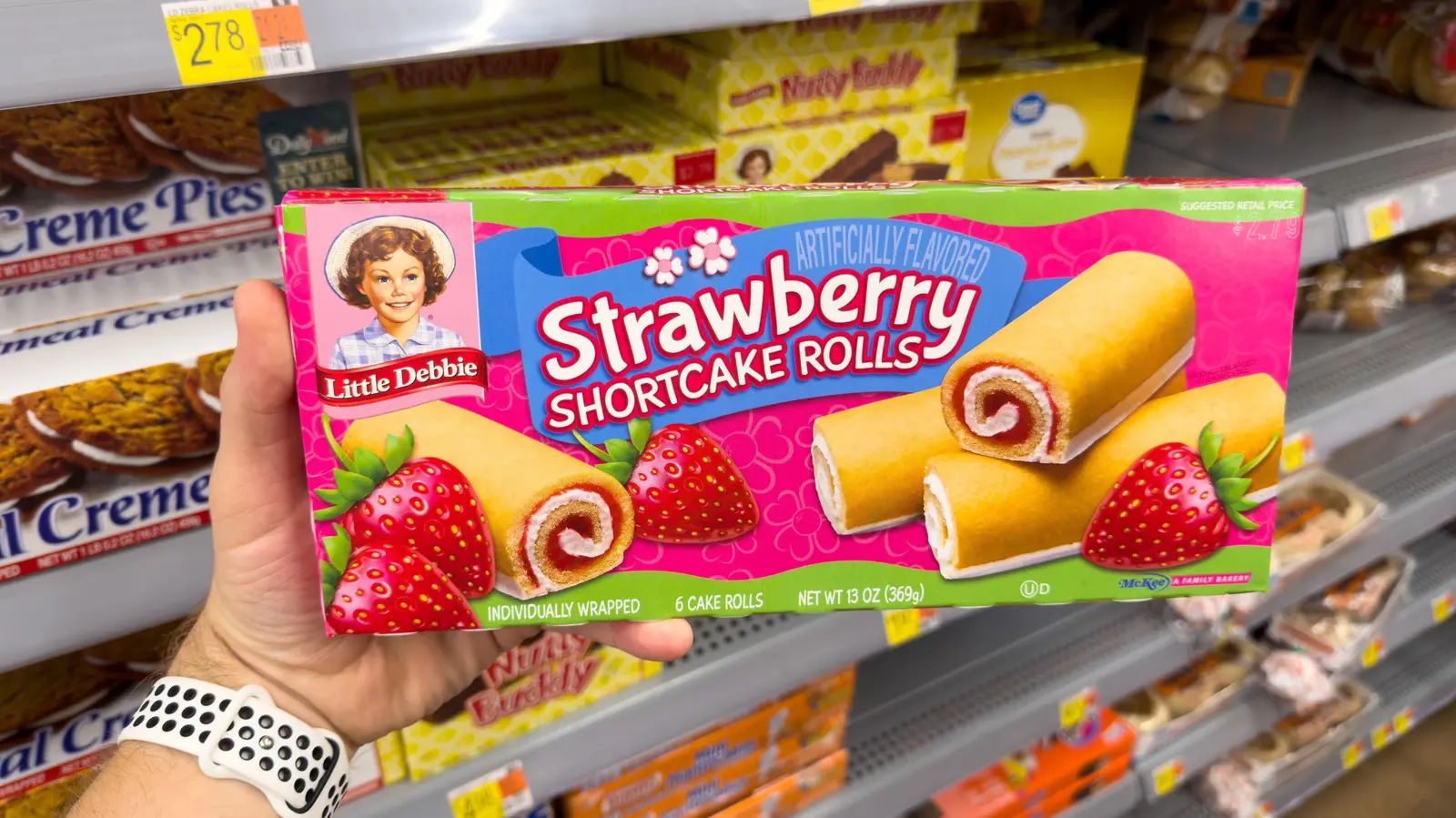 Little Debbie Strawberry Shortcakes Transform Into a No-Bake Cheesecake With Bursting Sweetness