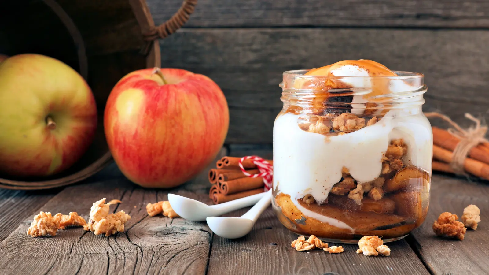 Fall Comfort in a Bowl: Quick Greek Yogurt and Apple Dessert