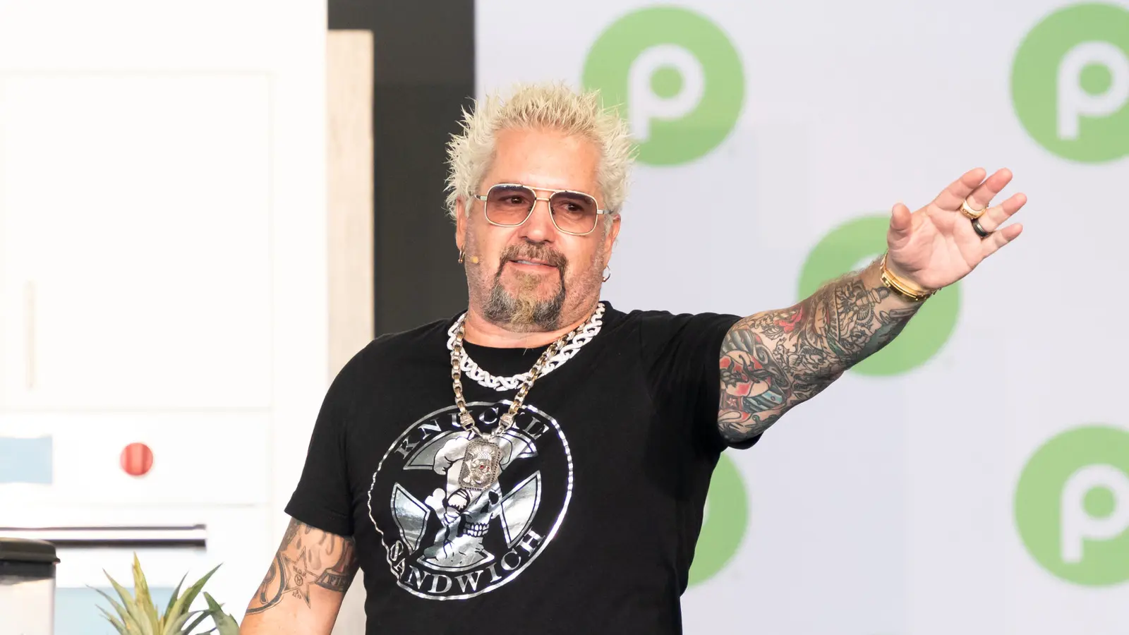 The Classic 3-Ingredient California Sandwich Guy Fieri Called 'So Pure