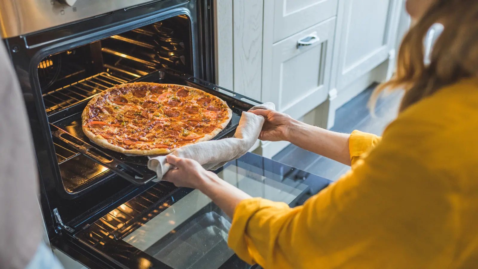 The Convenience Store Pizza That Beats Major Grocery Chains