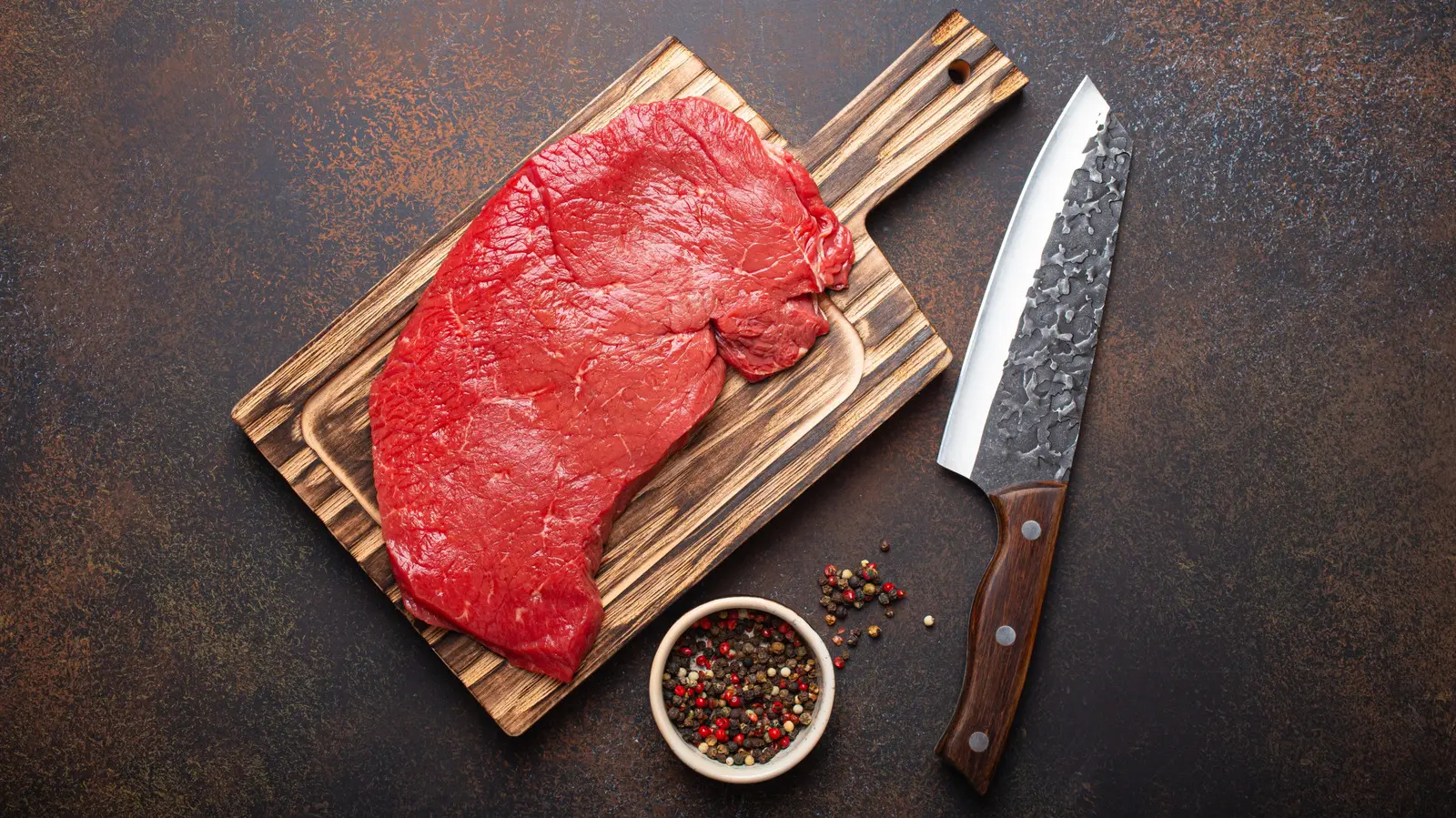 This Comforting Midwest Meal Transforms A Budget-Friendly Steak Cut For Unmatched Flavor