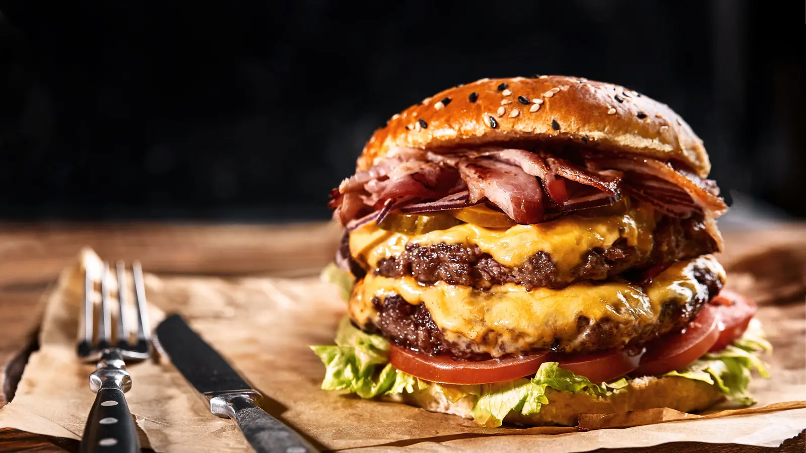BBQ Cheeseburger Chain Dominates With Smoky, Juicy Perfection