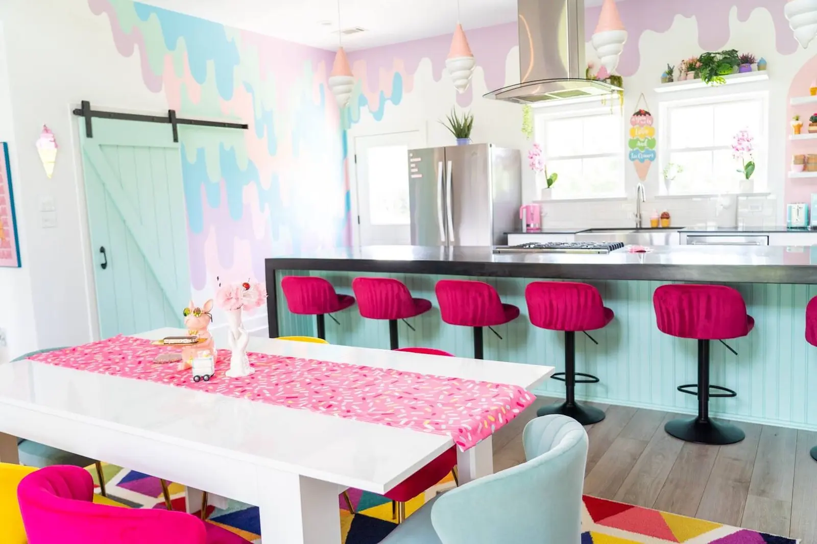 From Giant Potatoes to Cereal Boxes: The Most Outrageous Food-Themed Airbnbs on the Market