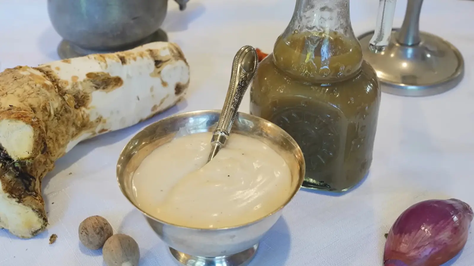 White Ketchup: The 18th‑Century Sauce That Predates Tomatoes