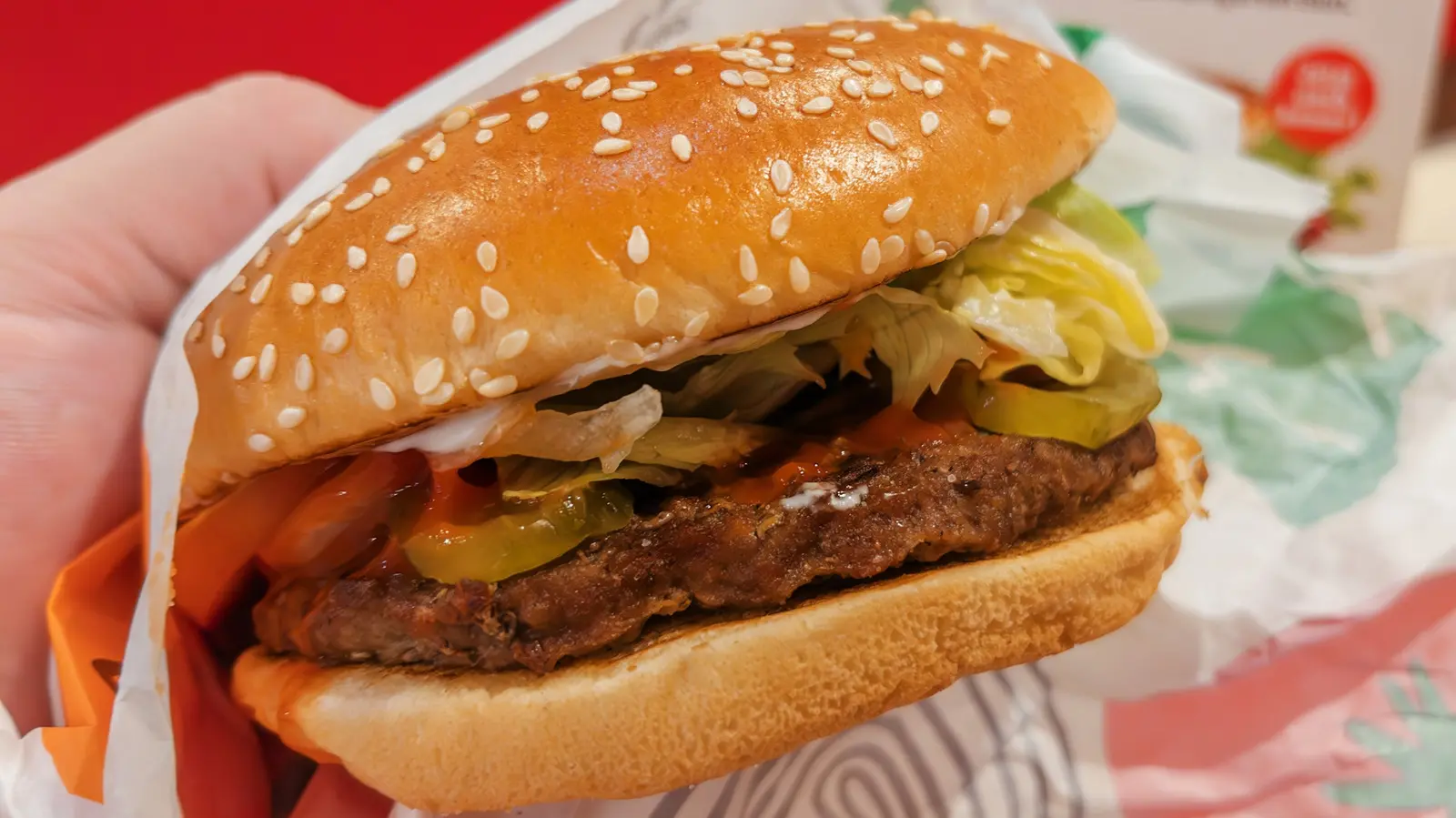 Whopper vs. Dave’s Single: Who Wins the Healthier Burger Debate?
